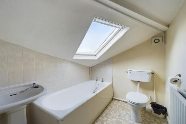 Bed 7 En Suite