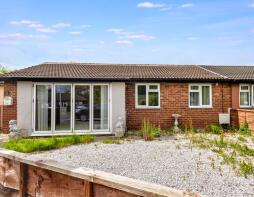 33, West End, Boston Spa, Wetherby LS23 6EN