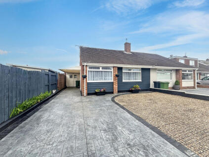 Thirlmoor Place, Wansbeck Estate, Stakeford, Northumberland, NE62 5AY