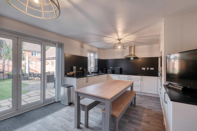 Kitchen / Diner