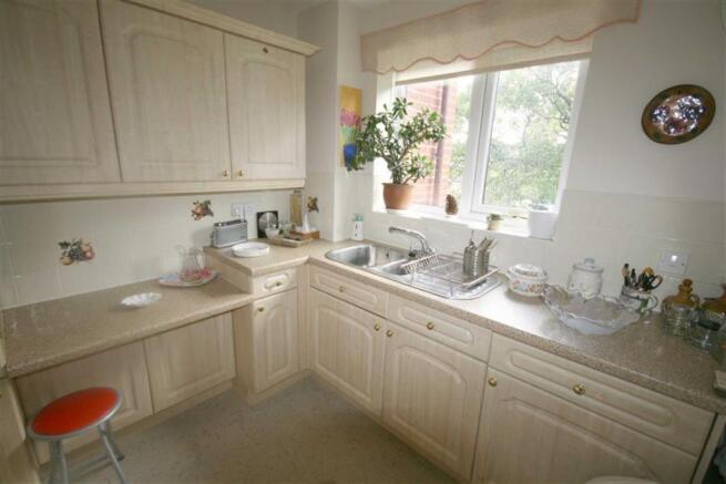 Modern fitted Kitchen