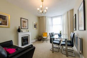 Flat 2, 42, Herne Hill Road, London SE24 0AR