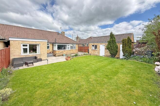 2 bed Semi-Detached Bungalow for sale Image 4