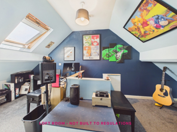 3 bed Semi-Detached for sale Image 12