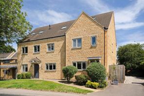 Apartment 5, Chadwick Court, Stow Road, Moreton-in-marsh GL56 0FS