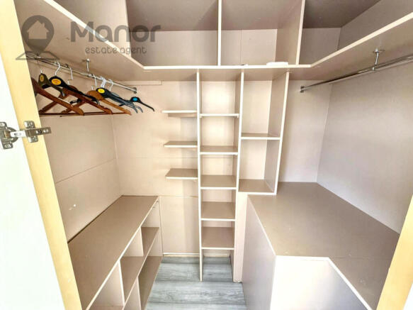 Bedroom 1 Wardrobe