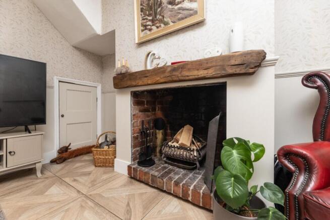 3 bed Semi-Detached for sale Image 6