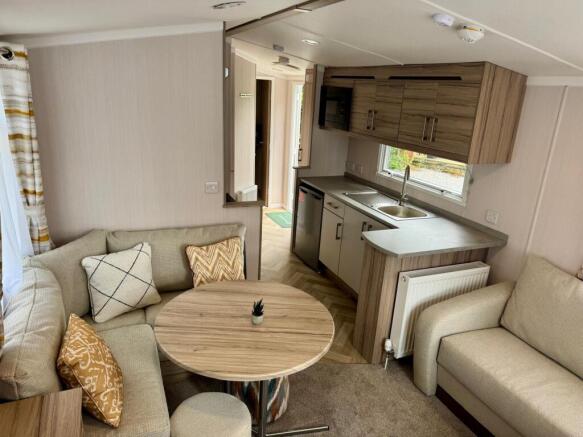 2 bed Caravan for sale Image 6