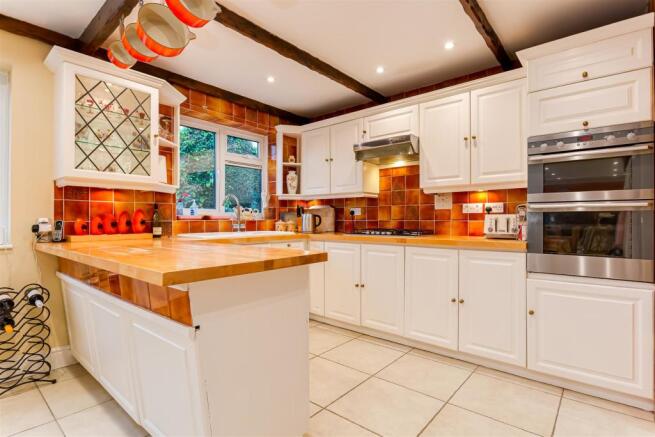 house-nork-way-banstead-133.jpg