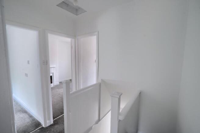 3 bed Terraced for sale Image 9