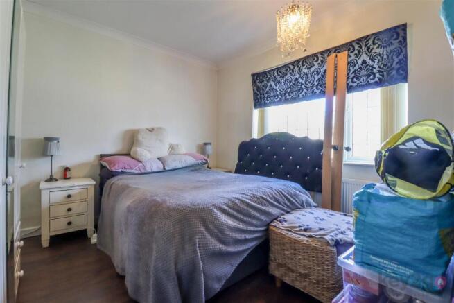 3 bed Detached Bungalow for sale Image 6