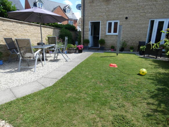 Photo 8