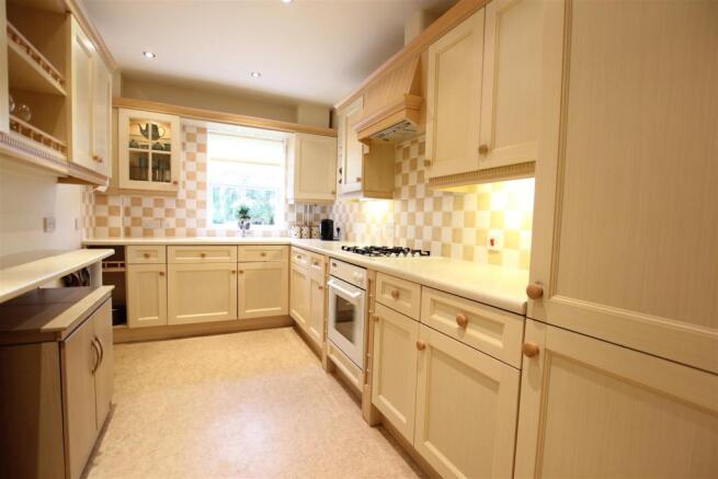 Kitchen.JPG