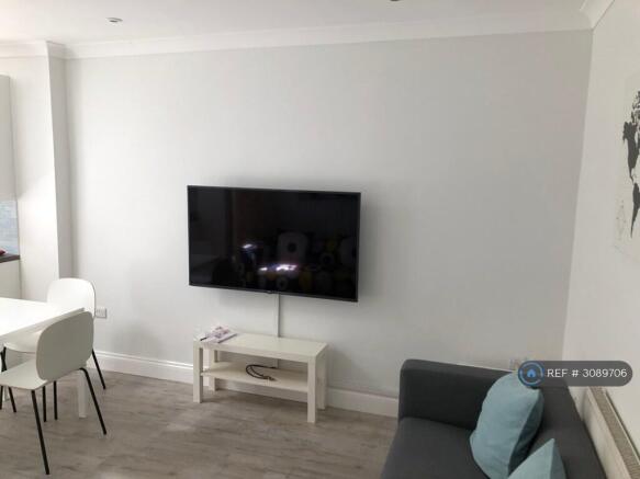 Smart Tv For Your Viewing And Gaming Entertainment