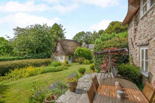 Garden and Double Garage / Studio