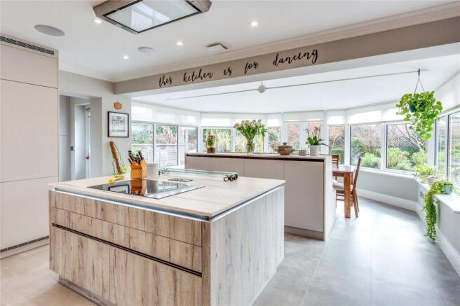 Kitchen/Dining Room