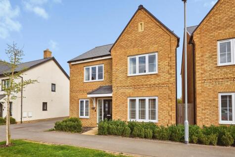 Peacock Drive, Sawtry, Huntingdon