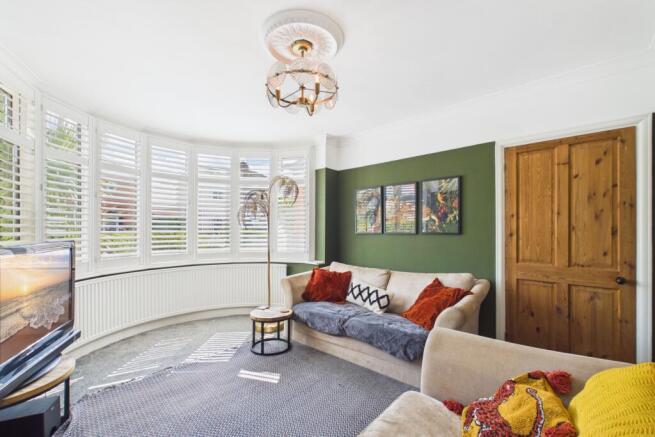 3 bed Semi-Detached for sale Image 4