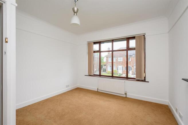 3 bed Semi-Detached for sale Image 7
