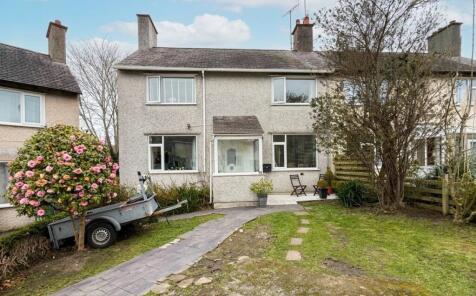 Caernarfon Road, Penant Crescent, Bangor, Gwynedd, LL57