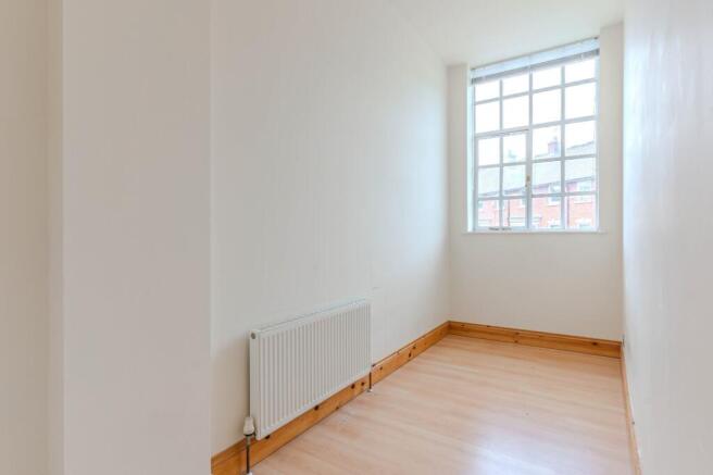 2 bed Flat for sale Image 10