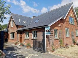 Teachers House Old Jolesfield School, Jolesfield, Horsham RH13 8JT