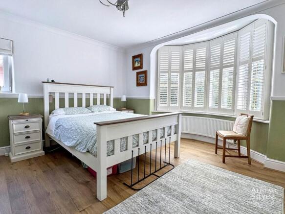 3 bed Semi-Detached for sale Image 8