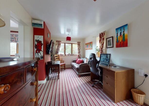 Family Room / Bed...