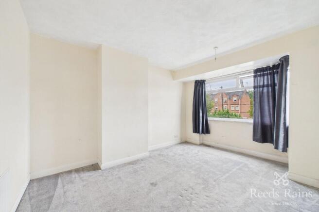 3 bed Semi-Detached for sale Image 6