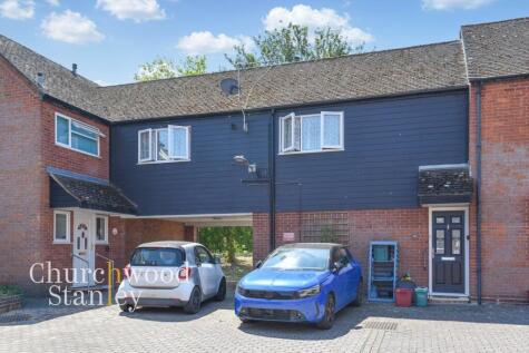 Colchester Road, Lawford, CO11