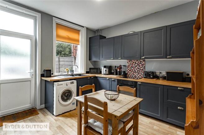 3 bed Terraced for sale Image 8