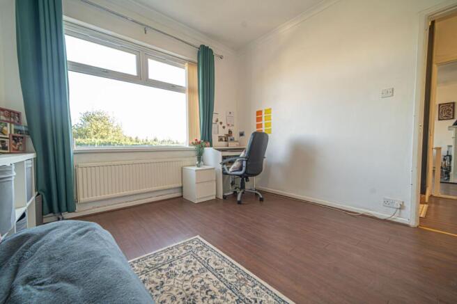 Bedroom/Dining Room