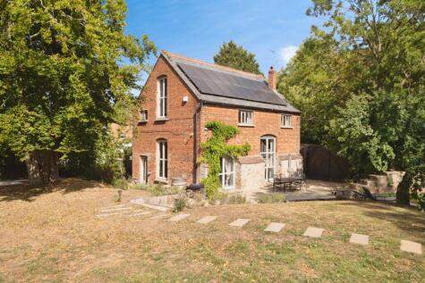 Boddington Lane, Boddington, Cheltenham, GL51