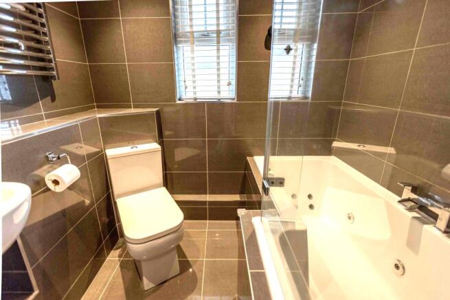 Bed One En-Suite