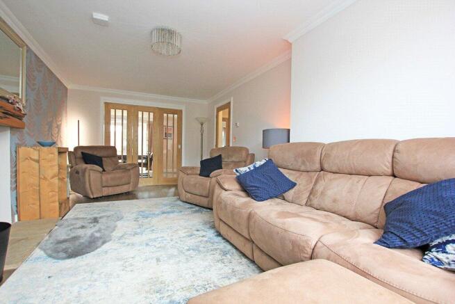 328 Moorview Way, Skipton, BD23 2TW photo 4