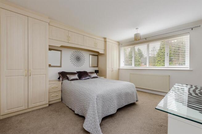8284899-interior27-m