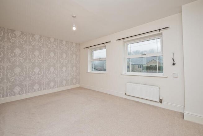 3 bed Terraced for sale Image 12