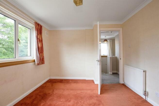 26 Linburn Grove 17.jpg