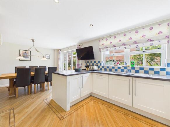 Open Plan Dining Kitchen