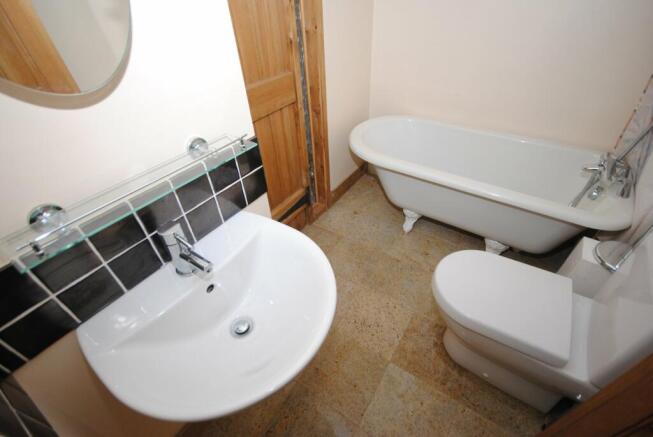 Photo 6