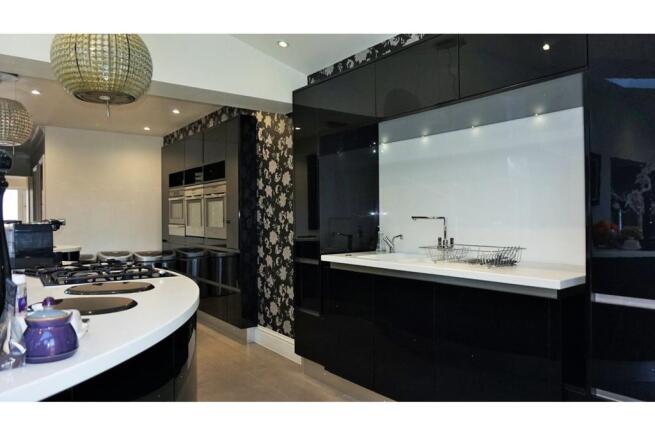 Kitchen / Breakfast