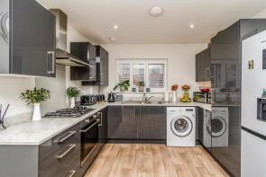 14, Juniper Avenue, Wolverhampton WV10 8BE
