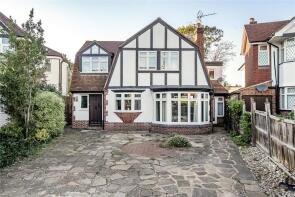 5, Cotswold Close, Hinchley Wood, Esher KT10 0AP