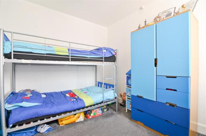 Bedroom 2.JPG