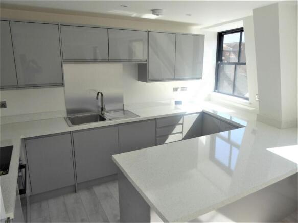 9 St James Housekitchen3.jpeg.JPG