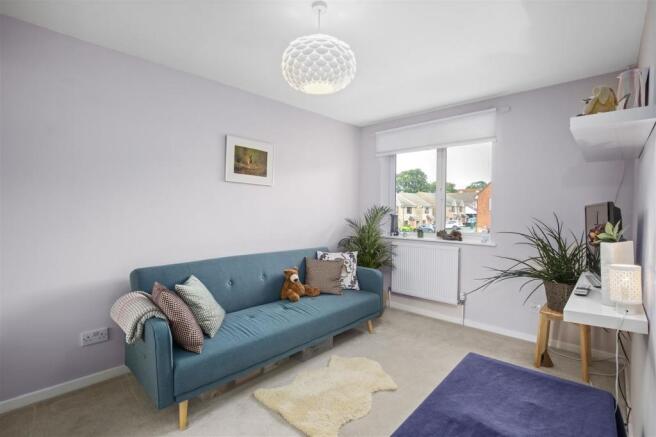 bedroom2.jpg