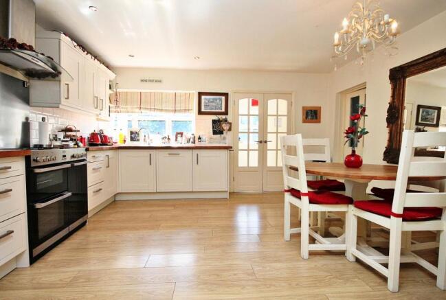 kitchen breakfast room