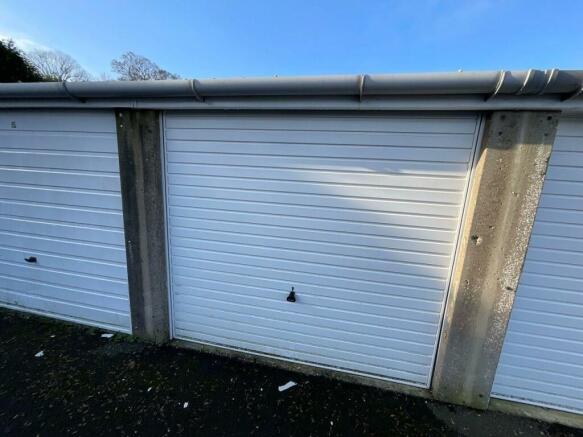 Garage.jpg