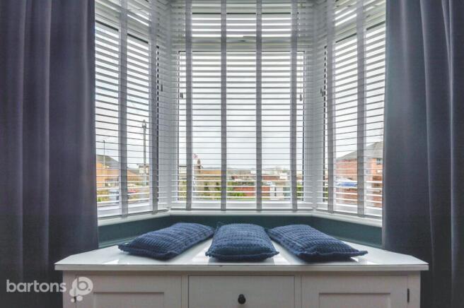 3 bed Semi-Detached for sale Image 6