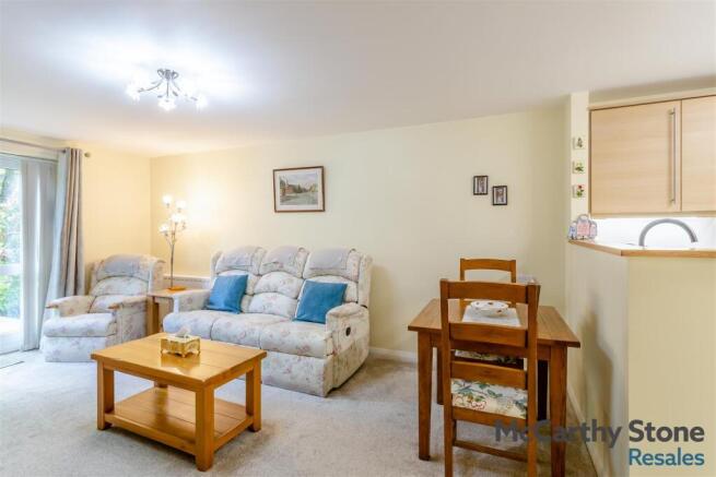 1 bed Apartment for sale Image 4